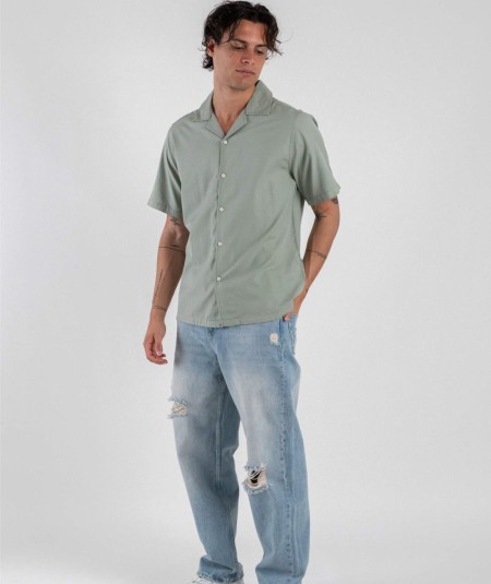 Camisa de manga corta para hombre Only and Sons 22033778 en algodón y modal con cuello resort color ratán ideal para looks casu