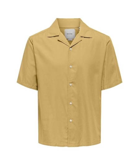 Camisa de manga corta para hombre Only and Sons 22033778 en algodón y modal con cuello resort color ratán ideal para looks casu