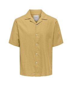 Camisa de manga corta para hombre Only and Sons 22033778 en algodón y modal con cuello resort color ratán ideal para looks casu