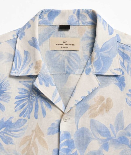 Camisa de manga corta para hombre Carlos Córdoba 82520 confeccionada en 100% lino con cuello clásico, fresca, ligera y perfecta
