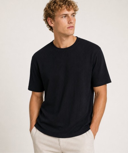 Camiseta para hombre Only and Sons 22038188 confeccionada en 100% algodón con tejido jacquard, cuello redondo y corte Box Fit, 