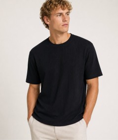 Camiseta para hombre Only and Sons 22038188 confeccionada en 100% algodón con tejido jacquard, cuello redondo y corte Box Fit, 