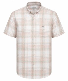 Camisa de manga corta para hombre Carlos Córdoba 83832 en color tostado confeccionada en algodón y poliéster, ideal para looks 
