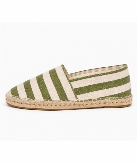 Alpargatas para hombre Gilbert Teckel hechas en España con corte textil en loneta a rayas, vira de esparto y suela de goma, ide