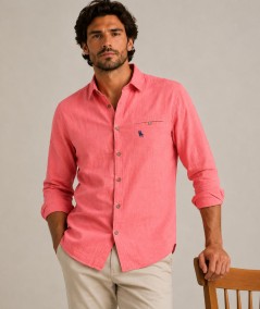 Camisa de manga larga para hombre 3001-P confeccionada en 100% algodón con efecto lino, con bolsillo delantero izquierdo y pres