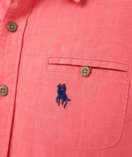Camisa de manga larga para hombre 3001-P confeccionada en 100% algodón con efecto lino, con bolsillo delantero izquierdo y pres