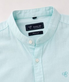 Camisa de manga larga para hombre CH741 confeccionada en lino con cuello Mao, corte Medium Fit, sin bolsillo delantero y espald