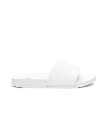 Chanclas para hombre XTI con material sintético, suela antideslizante y certificado vegano PETA®, ligeras, cómodas e ideales pa