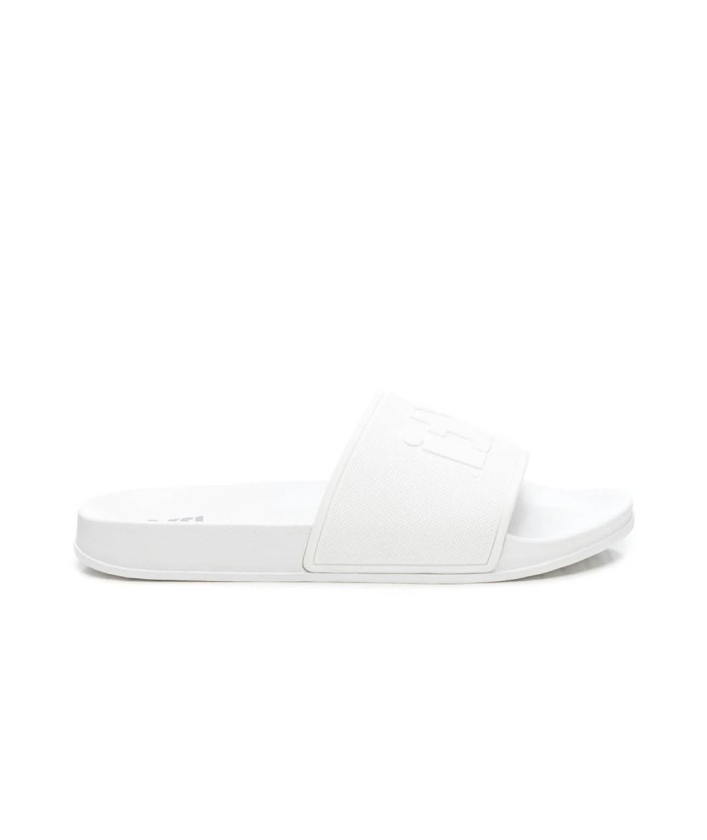 Chanclas para hombre XTI con material sintético, suela antideslizante y certificado vegano PETA®, ligeras, cómodas e ideales pa