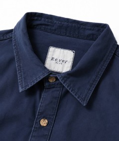Sobrecamisa para hombre Rever Mile 41515 confeccionada en 98% algodón y 2% elastano, cómoda, resistente y perfecta para complet