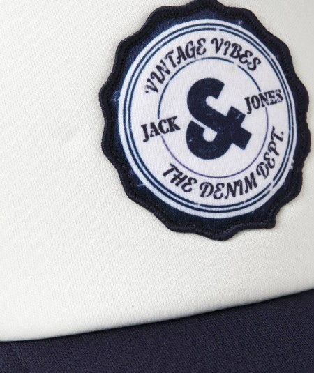 Gorra para hombre Jack & Jones Miles 12248834 estilo trucker en color azul marino y blanco con cierre ajustable trasero y logot