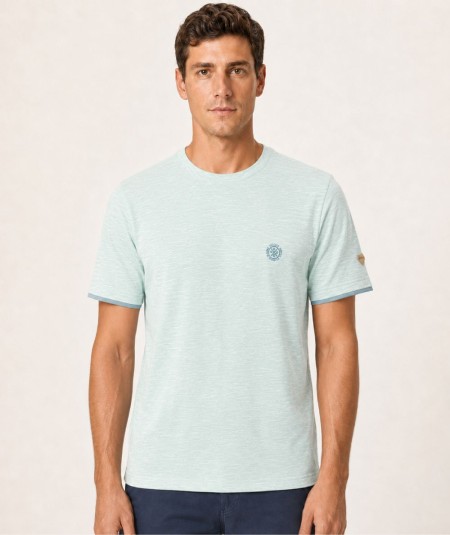 Camiseta para hombre Privata PRI2532 de manga corta confeccionada en 60% algodón y 40% poliéster, con logotipo en relieve y tej