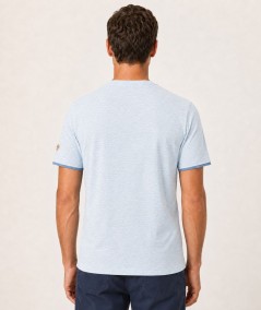 Camiseta para hombre Privata PRI2532 de manga corta confeccionada en 60% algodón y 40% poliéster, con logotipo en relieve y tej