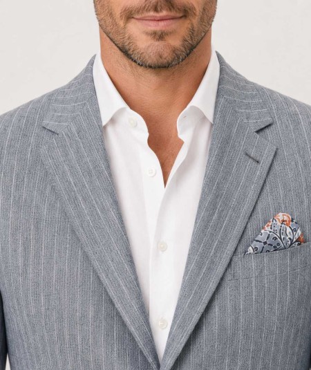 Americana para hombre Capelhi PIREO213 confeccionada en 95% algodón y 5% lino, con bolsillo de pecho con forro convertible en p