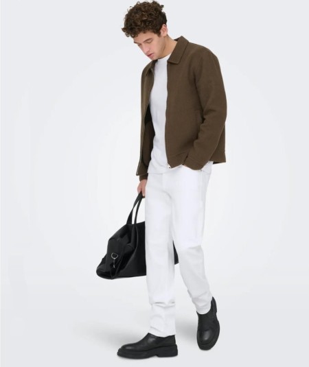 Pantalón vaquero blanco para hombre Only & Sons 22031993 de corte regular, pernera recta y tejido elástico de algodón.