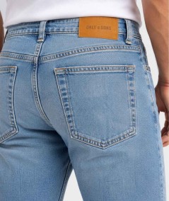 Jeans slim para hombre Only & Sons LOOM 22035671 Washed Black con cintura media y tejido elástico.