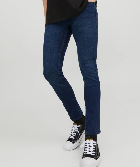 Jeans slim para hombre Jack & Jones GLENN 12237358 en denim azul oscuro con cintura baja, pernera cónica y cierre de botones.