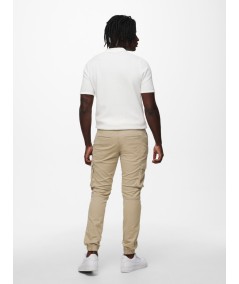 Pantalón cargo beige camel con tejido de sarga y ajuste cómodo