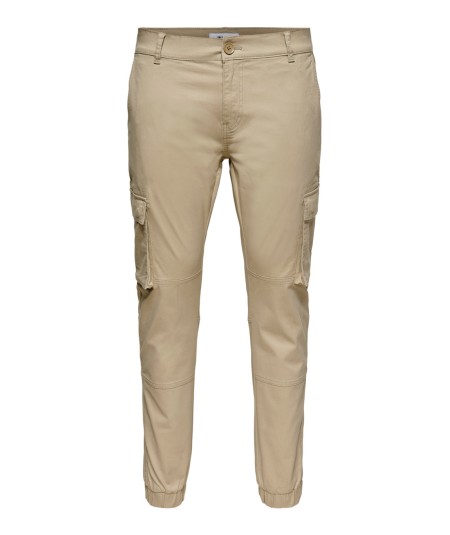 Pantalón cargo camel elástico con cinco trabillas y cierre de cremallera